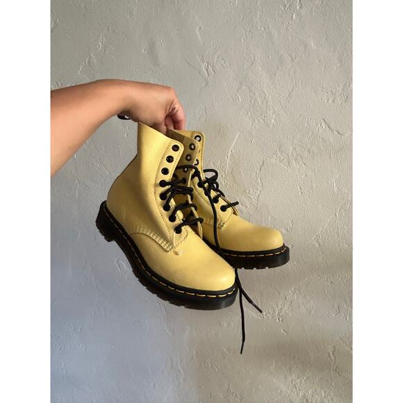 Dr.Marten Lace Up Pascal Boots - Picture 10 of 10